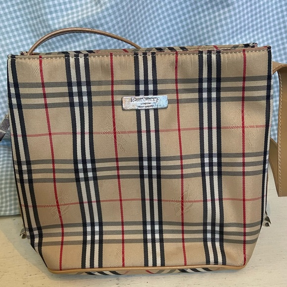 Vintage Burberry shoulder bag - Picture 2 of 11